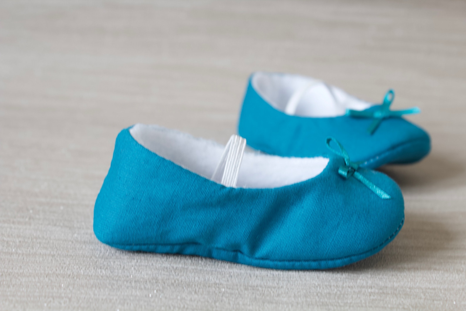 baby girl shoe, baby shoe ballet flat, teal blue baby girl shoe, girls cotton shoe, baby ballet flat.