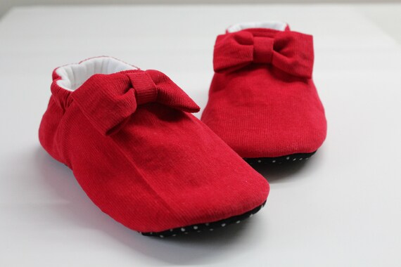 Ladies on sale red slippers