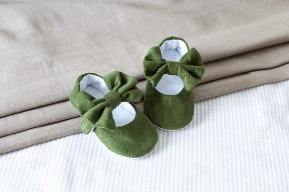 green baby girl shoes