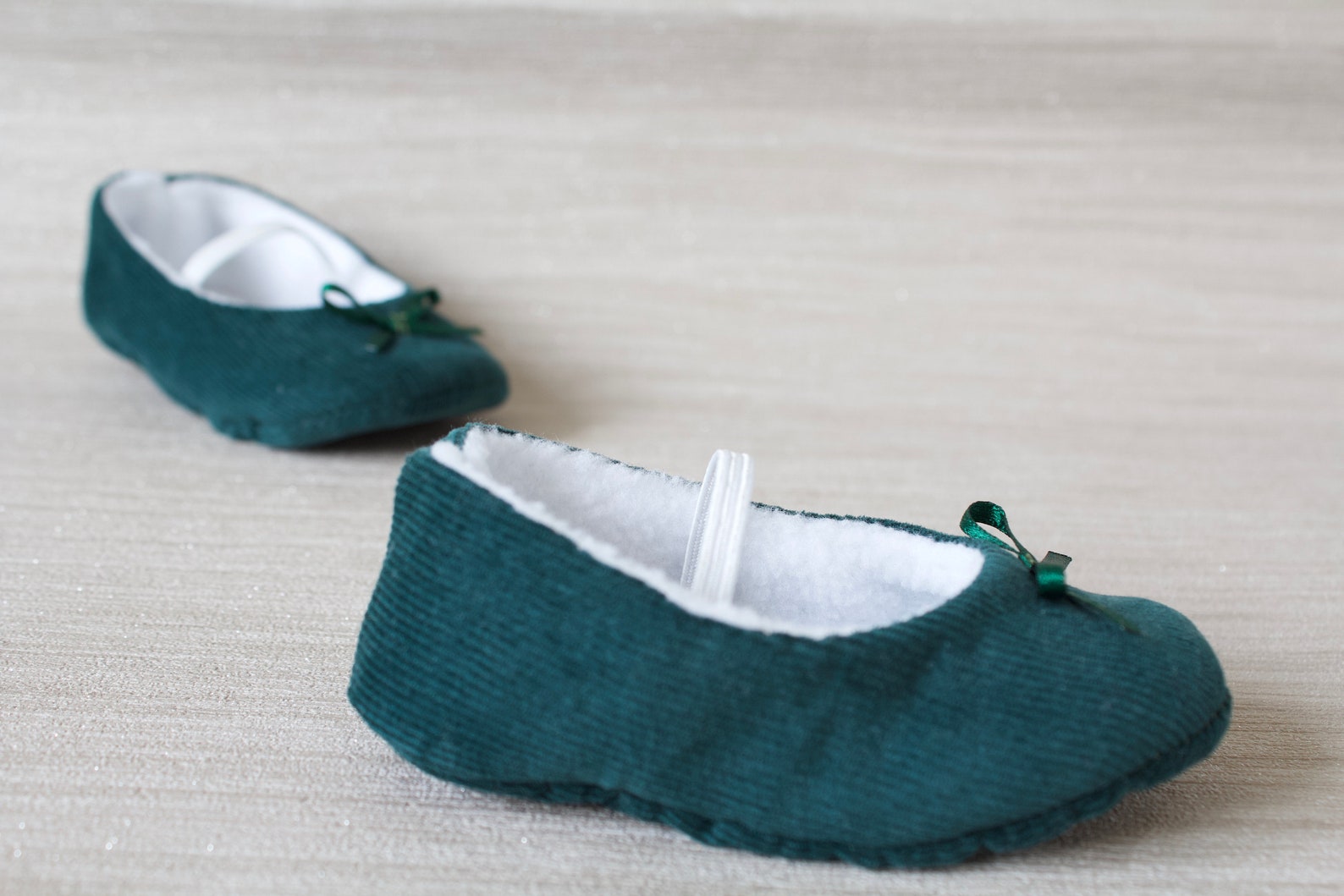 baby girl shoe, baby shoe ballet flat, dark green baby girl shoe, girls corduroy shoe, baby ballet flat.