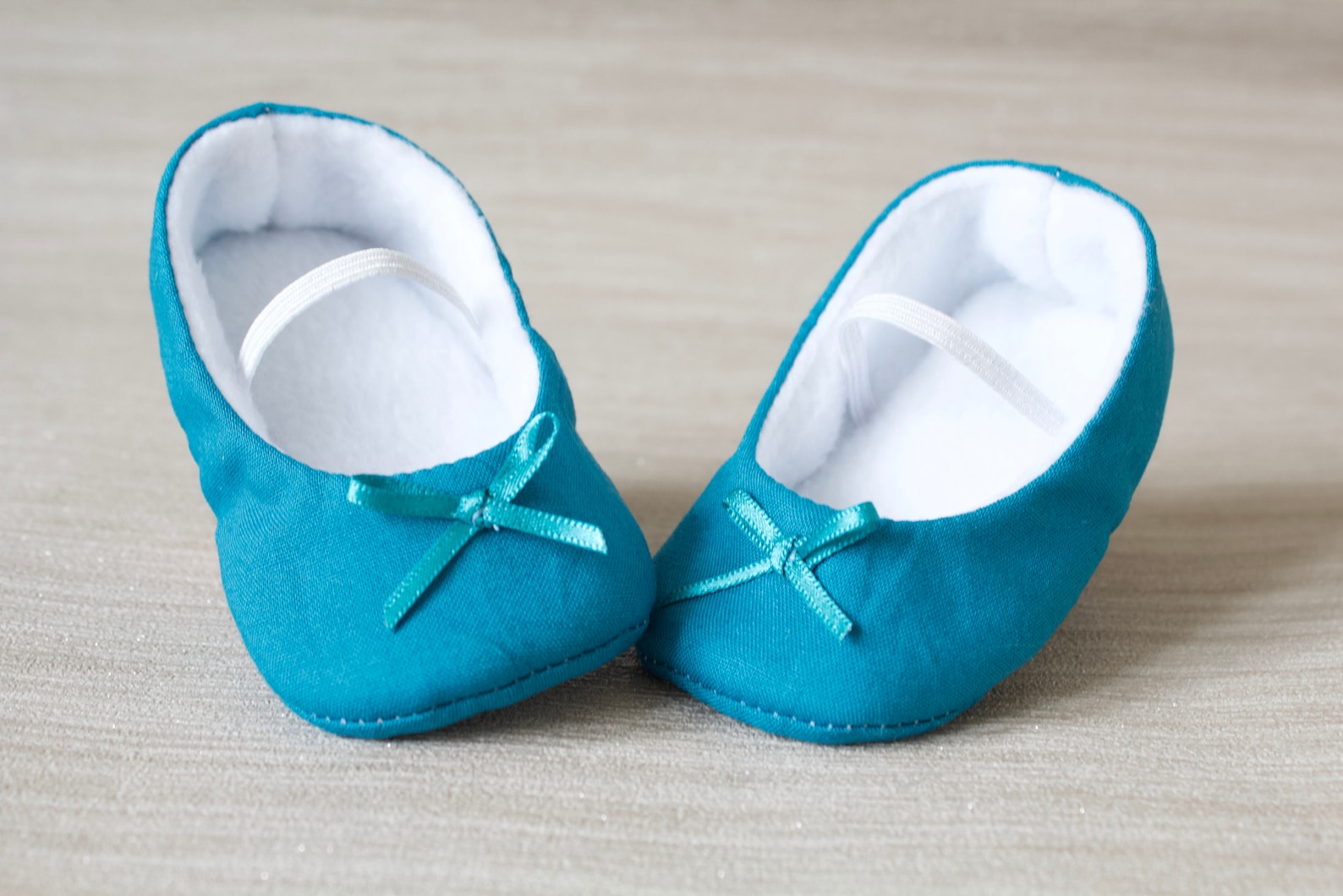 baby girl shoe, baby shoe ballet flat, teal blue baby girl shoe, girls cotton shoe, baby ballet flat.