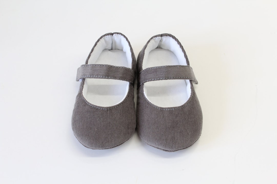Baby girl grey best sale shoes