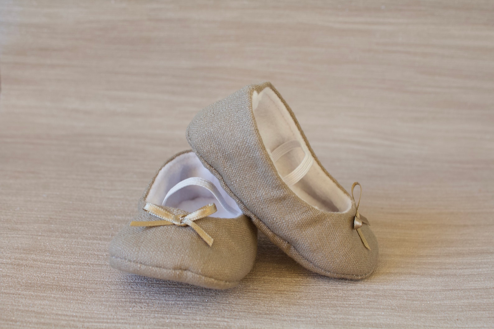 baby girl shoe, baby shoe ballet flat, taupe baby girl shoe, girls taupe linen shoe, baby ballet flat.