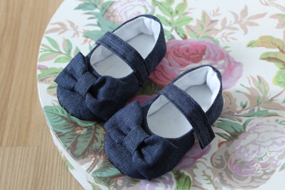 Navy baby hotsell girl shoes