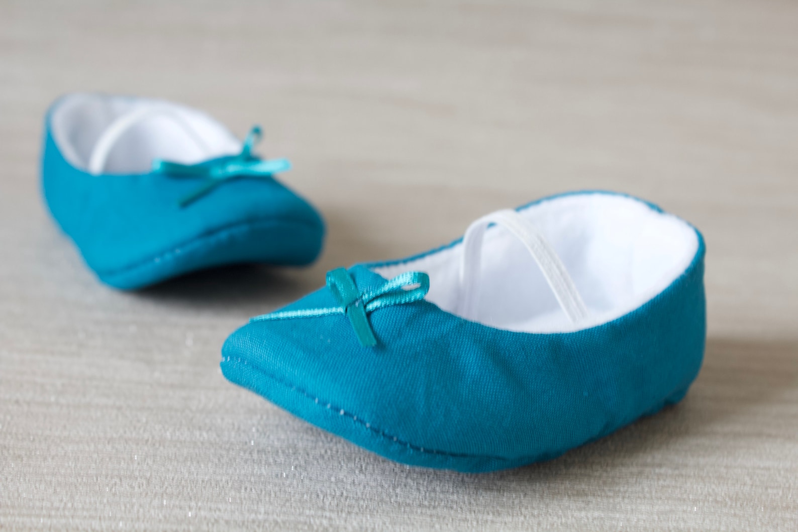 baby girl shoe, baby shoe ballet flat, teal blue baby girl shoe, girls cotton shoe, baby ballet flat.