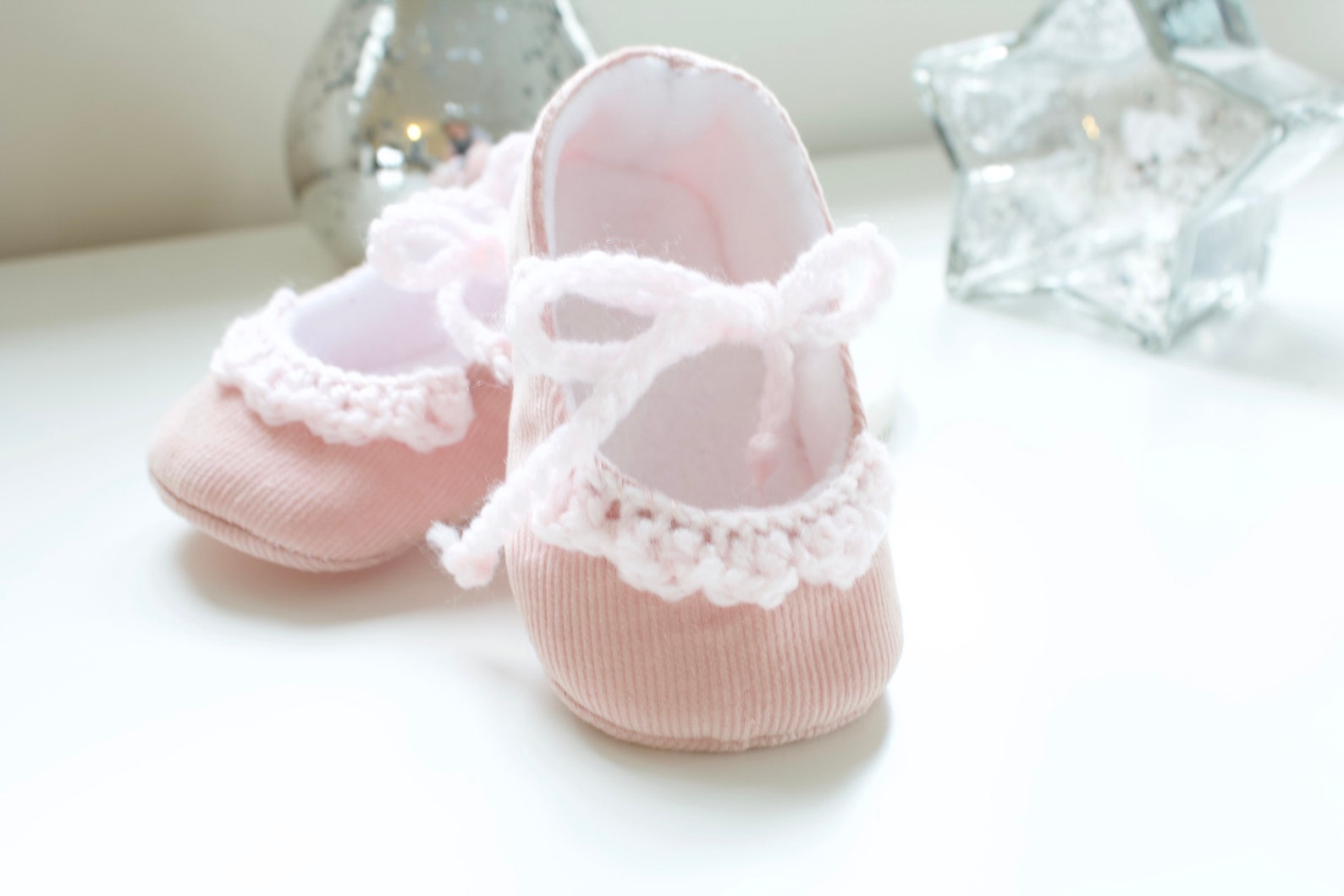 baby girl shoe, baby shoe ballet flat, pink corduroy ballet flats with crochet detail, christmas gift. baby girl shoe, baby shoe ballet flat, pink corduroy ballet flats with crochet detail, christmas gift.