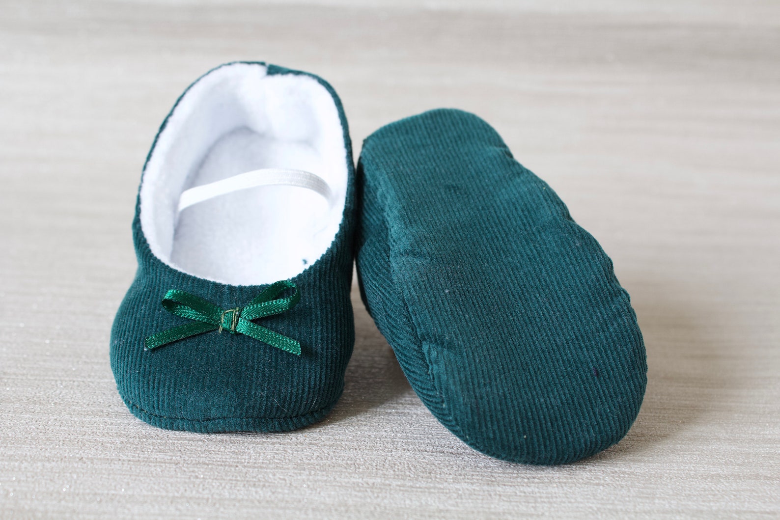 baby girl shoe, baby shoe ballet flat, dark green baby girl shoe, girls corduroy shoe, baby ballet flat.