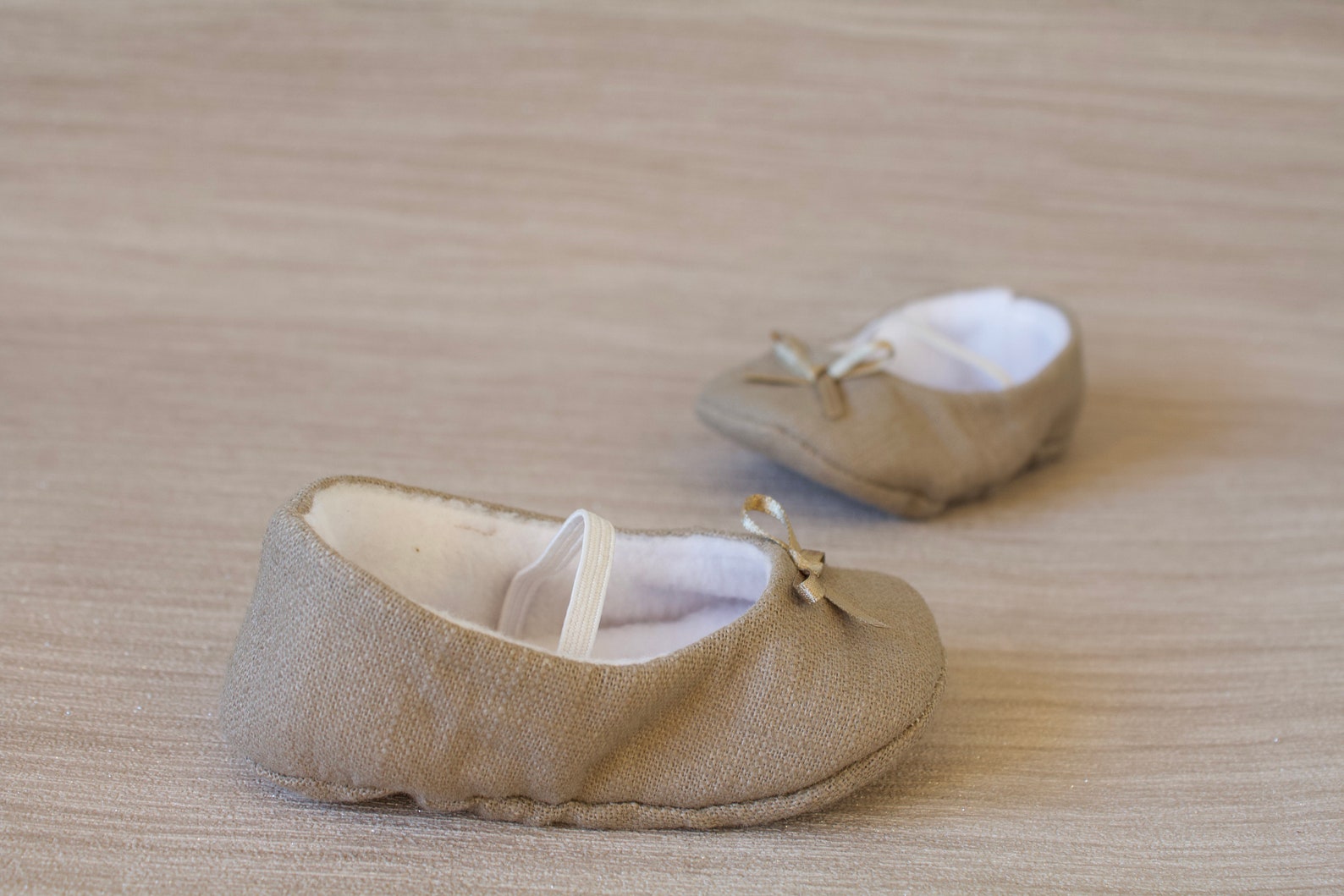 baby girl shoe, baby shoe ballet flat, taupe baby girl shoe, girls taupe linen shoe, baby ballet flat.