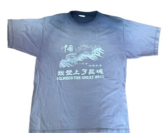 Vintage T-Shirt Purple Ombre I Climbed The Great Wall Of China Graphic Tee T-Line Top