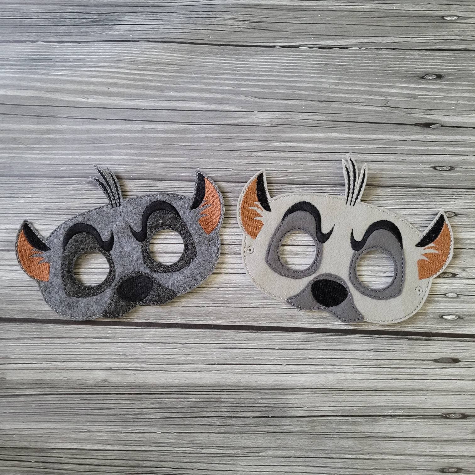 hyenaフェイスパーツ　トルソー　布服セット Felt Hyena Mask: Embroidered Jungle Animal Costume - Etsy
