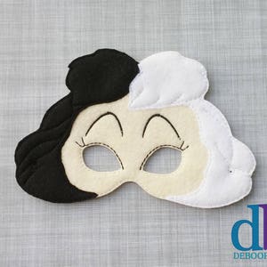 Spotted Dog Villain Mask - Evil Dog Lady - Dalmations - Spotted Dog Mask - Pretend Play - Halloween Costume - Creative Play - Dress-Up Mask