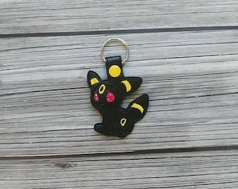 Umbreon Keychain - Pokemon Keychain - Vinyl Embroidered Keychain - Zipper Pull - Gifts for Gamers