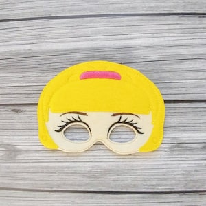 Blonde Girl Doll Mask  -Barbie Mask  - Dress Up Mask - Pretend Play Mask - Halloween Mask - Doll Mask - Blonde Doll Mask - Creative Play