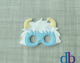 Yeti Mask - Abominable Snowman - Mr Blizzard-Apelike Creature-Kid & Adult - Creative Play - Halloween Costume - Dress-Up Mask - Pretend Play