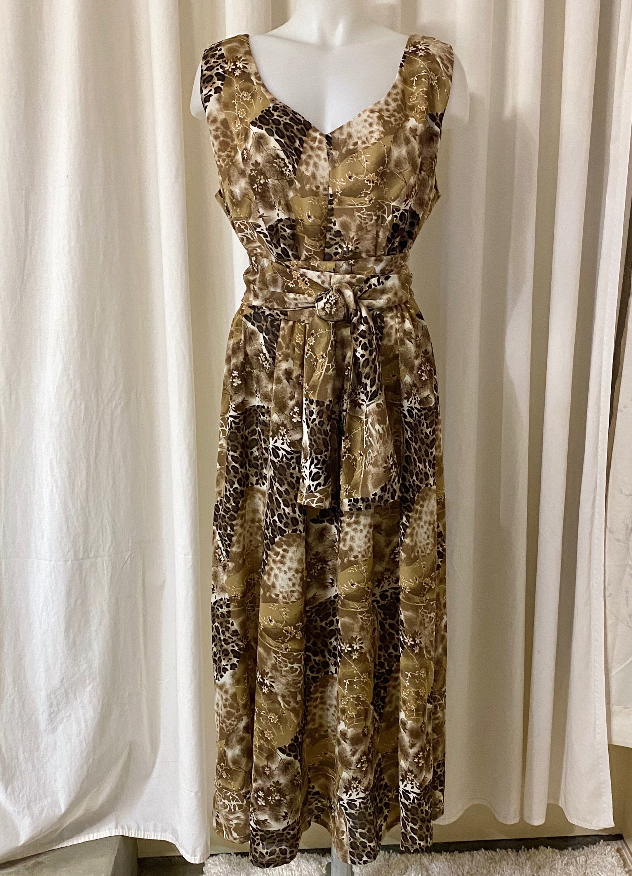 1990s Trapeze Sundress in Brown Tone Animal Print with a Tie Sash, Sleeveless, Deep V- Neck, Size 2X