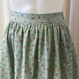 Full Midi Skirt in Mint Cotton Seashell Print w/Fitted Waistband Hidden Pockets and Side Zipper (Size XL  W:36&quot;)