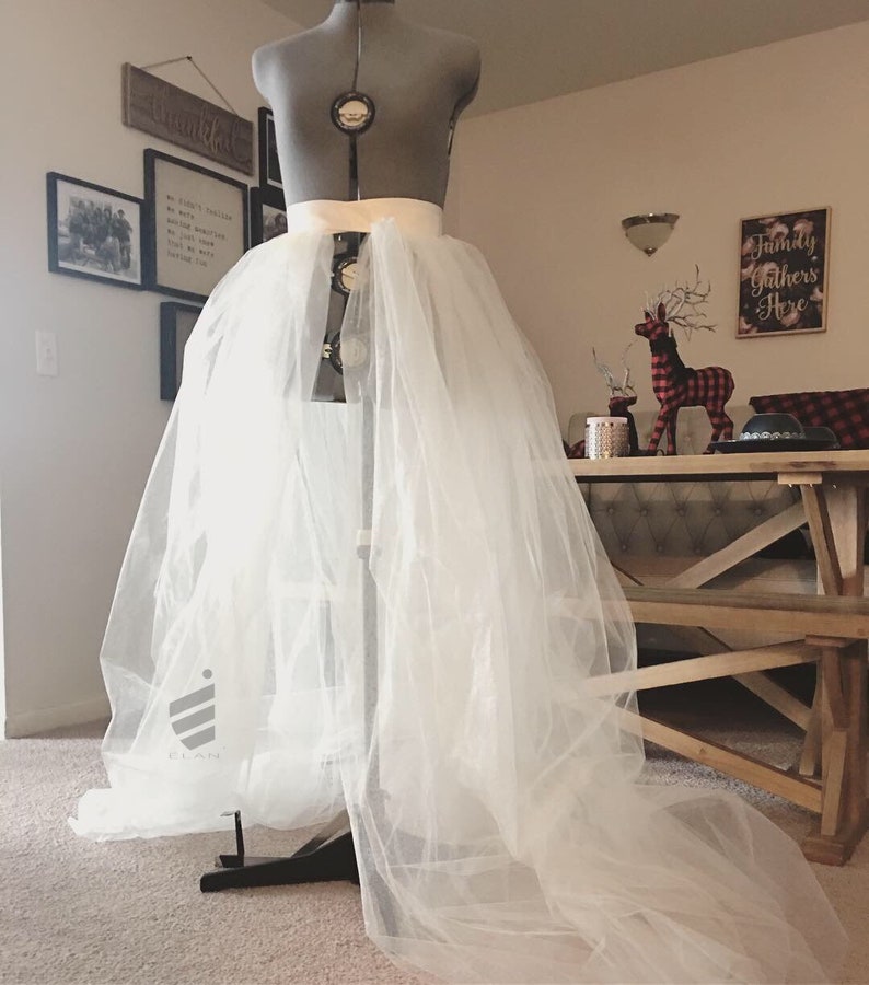 detachable tulle train