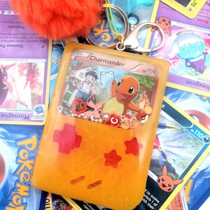 Tarjeta de Pokémon / Charmander / Llavero de resina / Colección Radiant / Charizard / Tipo Fuego / Kawaii / Gameboy