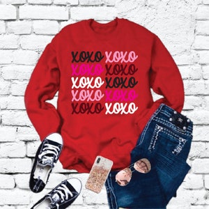 XOXO Kisses and Hugs Crewneck Sweatshirt Custom Pullover Cupid Sweatshirt Personalized Long Sleeve Sweater Valentine&#39;s Day Holiday Gift
