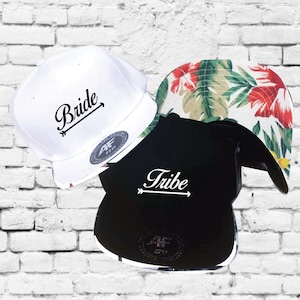 Bride and Tribe Snapbacks Hawaiian Floral Print Snapback Bachelorette Party Hats Wedding Party Hats