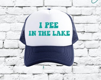 Gorras de camionero con la frase "Hago pis en el lago" Gorras divertidas para fiestas en barco