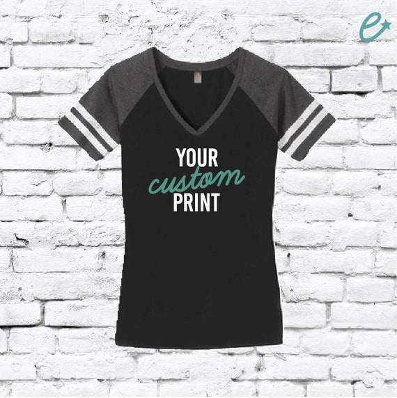 [ MLB ] 女性 VARSITY STRIPE SHORT T-SHIRT Athletic Works Women's Athleisure Raglan Short Sleeve