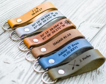 Personalized Leather Keychain. Custom Leather Keychain. Monogrammed Leather Keychain. Handmade in USA. Best Mens Gift. Engraved Keychain.