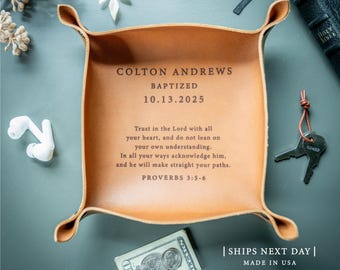 Regalo de bautismo, bandeja de cuero personalizada, regalo cristiano para niño o niña, hecho a mano en EE. UU., regalo religioso para él o ella.