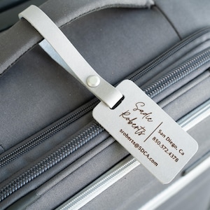 Personalized Luggage Tag made in USA, Leather luggage tag, leather name tag, custom leather tag, Traveler gift, Gift for him, gift for her