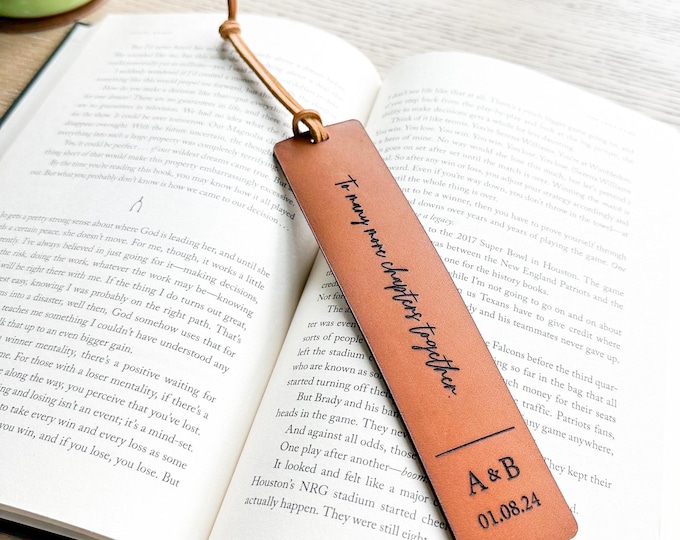 3 year anniversary gift, Anniversary Gift Idea, Third anniversary gift, Personalized Leather Bookmark, Book Lover gift for Him, Gift for Her