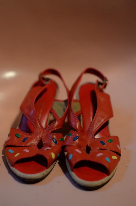 red sandals size 5