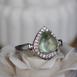 Cute Chabby Natural Prehnite Ring Pear Shape Green Prehnite 925 Sterling Silver Ring US size 6.5