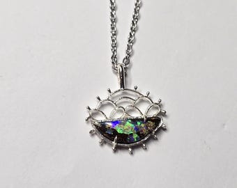 Colgante de plata 925 con auténtico ópalo australiano Boulder: diseño inspirado en el Art Nouveau, un regalo único para esa persona especial.