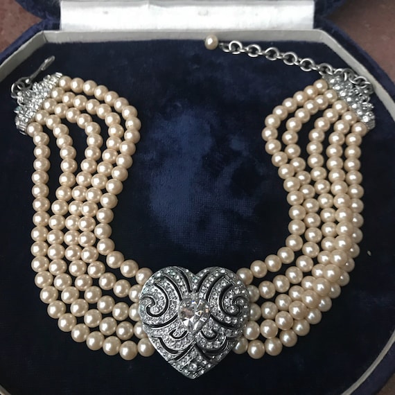 Princess Diana Style Vintage Signed faux Pearl and