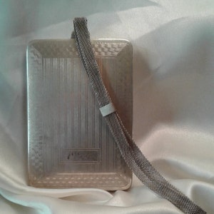 ANTIQUE E.A.M Elgin Dance Purse Placa de plata GRABADA 1924 Compact Coin Wallet