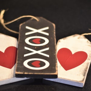 Valentines day hanging tags, set of 3, decor, hearts, reclaimed wood