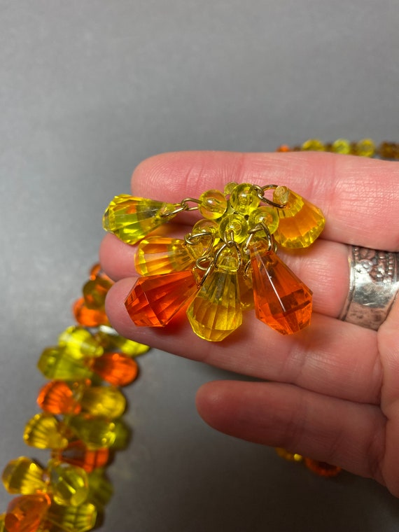 Vintage yellow orange faceted lucite plastic bead… - image 3