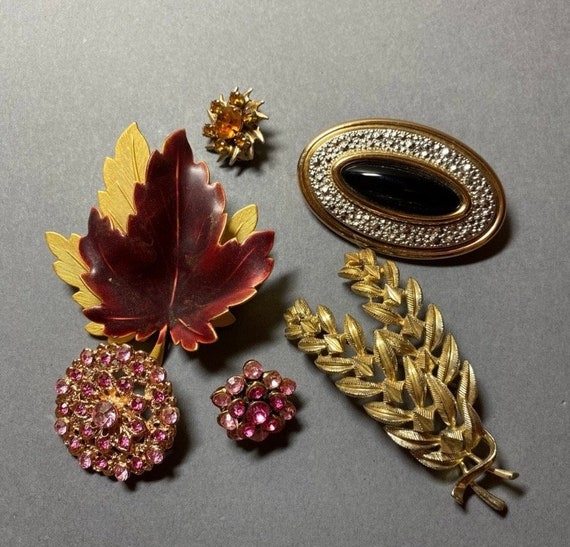 Vintage assorted rhinestone pin brooch lot - image 2