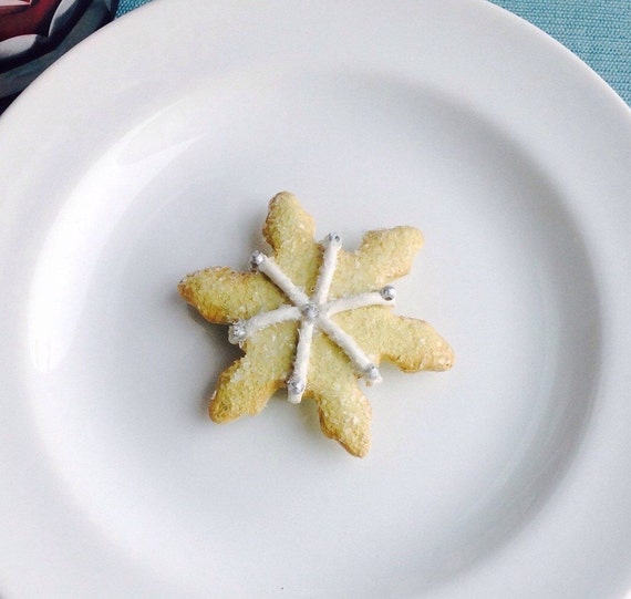Snowflake Sugar Cookie Magnet, Faux Food Home Decor, Kitchen Decoration, Silver, White, Pastry, Winter, Snow & Ice