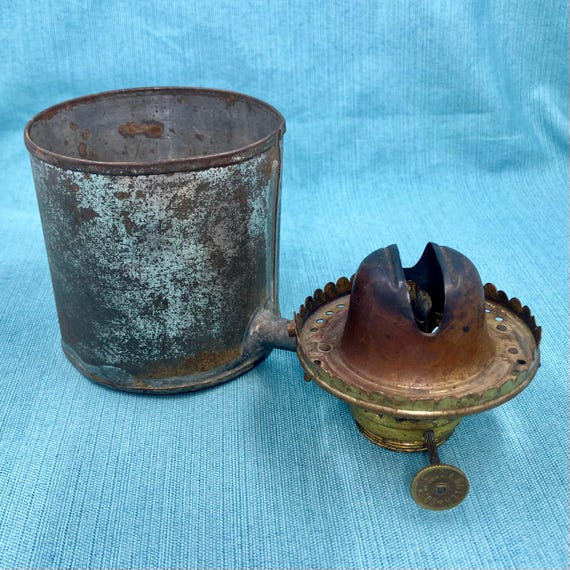 E. Miller Company External Fill Oil Kerosene Lamp Burner, number 2, lamp part, antique, brass, gold, made in USA