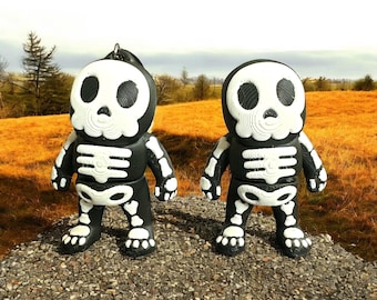 3D Printed Articulated Skeleton Keychain: Goth Halloween Accessory