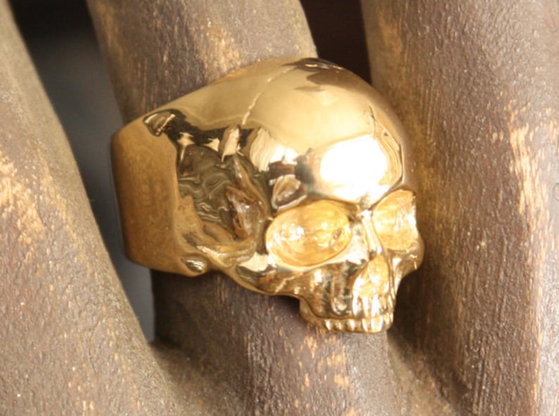 Yorick Memento Mori Skull Ring 14k Gold Plated