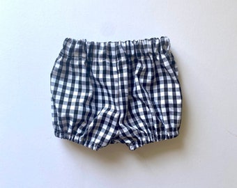 Gingham Baby Bloomers - Gingham Baby Shorts - Baby Girls Bloomers - Toddler Bloomers - New Baby Outfit - Black Bloomers - White Bloomers