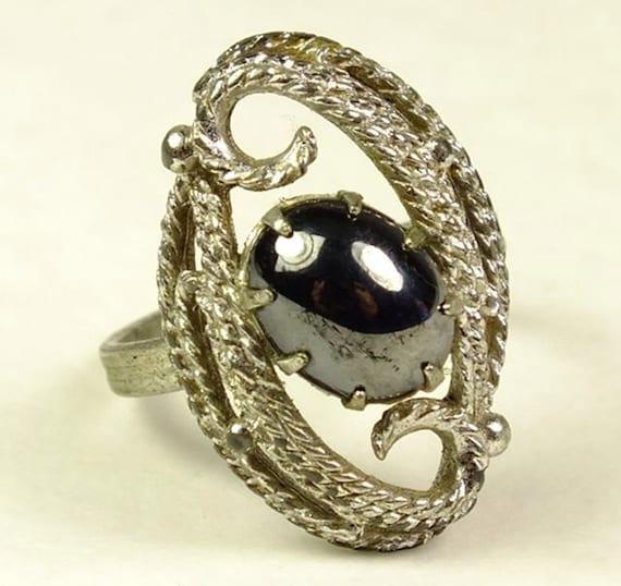 Vintage Sarah Coventry silvertone adjustable ring… - image 1