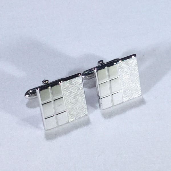 Vintage Gentlemens Designer Style Brushed Silver Tone Cufflinks Featuring Modern Square Designs