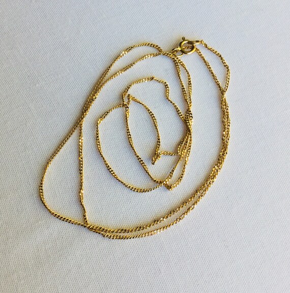 Vintage 10k Gold Curb Chain Designer Necklace Fea… - image 9