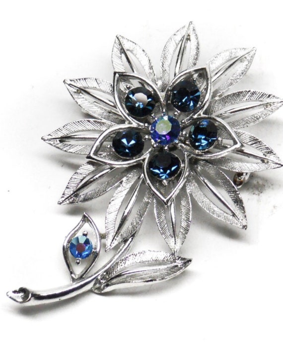 Vintage Silver Tone Lisner Designer Floral Brooch… - image 4