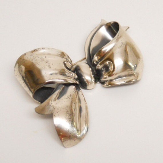 1960's Vintage Large MONET STERLING Puffy Bow Bro… - image 2