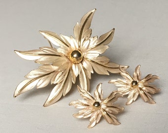 Vintage Gold Tone Large Floral Designer Brooch And Matching Earrings Featuring Enamel Overlay Finish
