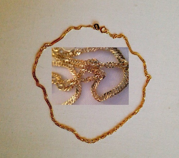 Beautiful Vintage 10k Yellow Gold Twisted Rope Ch… - image 1